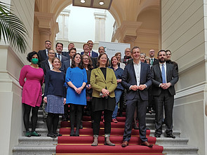 Konstituierung der Parlamentariergruppe der Europa-Union Berlin am 05.05.2022. Gruppenbild.